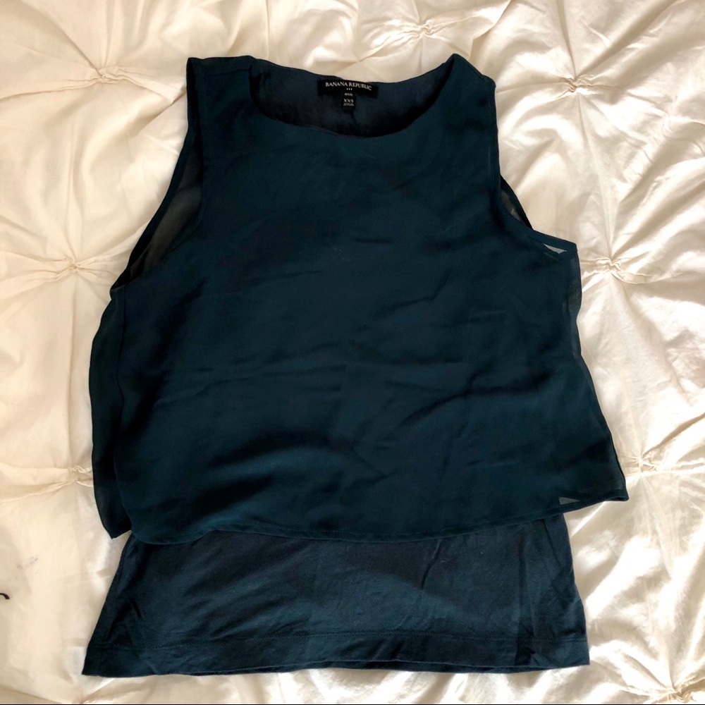 NWOT BR dark green top